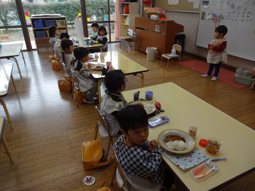 給食